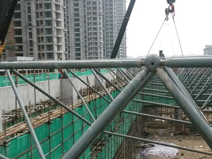 中卫料棚网架厂
